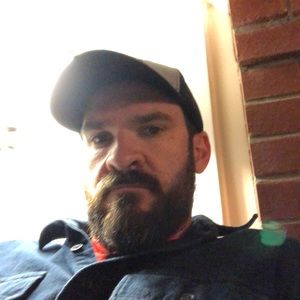 Meet your Posher, Max